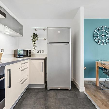 Cotels At Vizion Serviced Apartments, Superfast Broadband, Central Location, Free Parking, Fully Equipped Kitchen Milton Keynes Ngoại thất bức ảnh