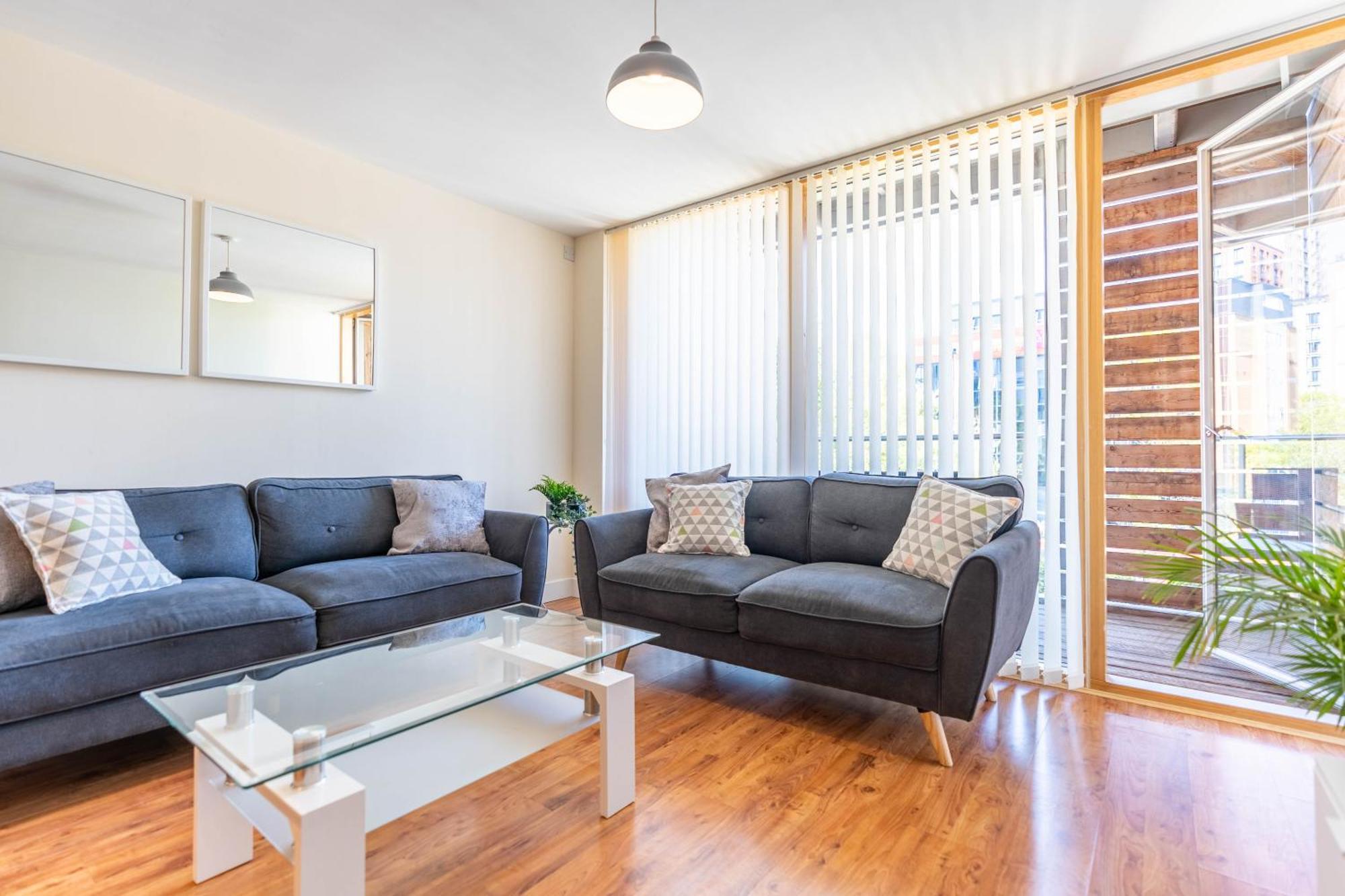 Cotels At Vizion Serviced Apartments, Superfast Broadband, Central Location, Free Parking, Fully Equipped Kitchen Milton Keynes Ngoại thất bức ảnh
