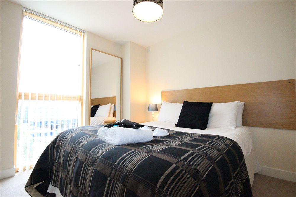 Cotels At Vizion Serviced Apartments, Superfast Broadband, Central Location, Free Parking, Fully Equipped Kitchen Milton Keynes Ngoại thất bức ảnh