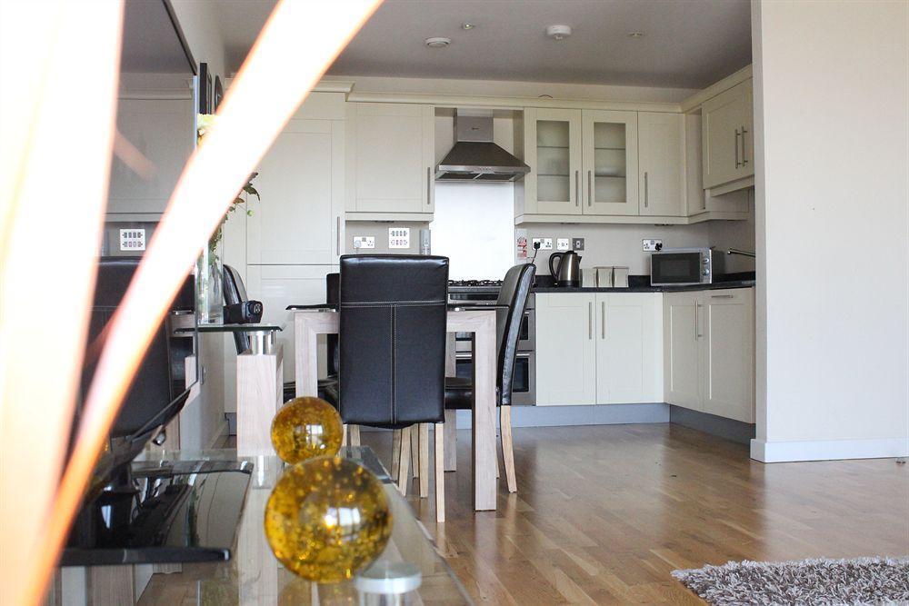Cotels At Vizion Serviced Apartments, Superfast Broadband, Central Location, Free Parking, Fully Equipped Kitchen Milton Keynes Ngoại thất bức ảnh