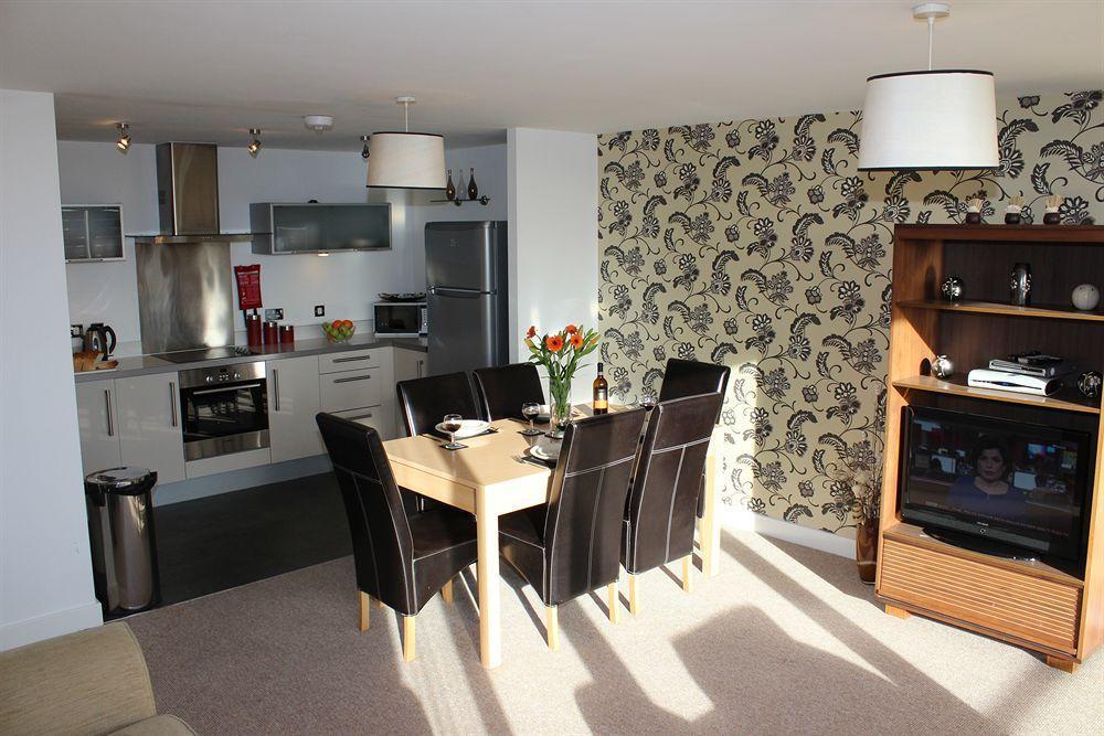 Cotels At Vizion Serviced Apartments, Superfast Broadband, Central Location, Free Parking, Fully Equipped Kitchen Milton Keynes Ngoại thất bức ảnh