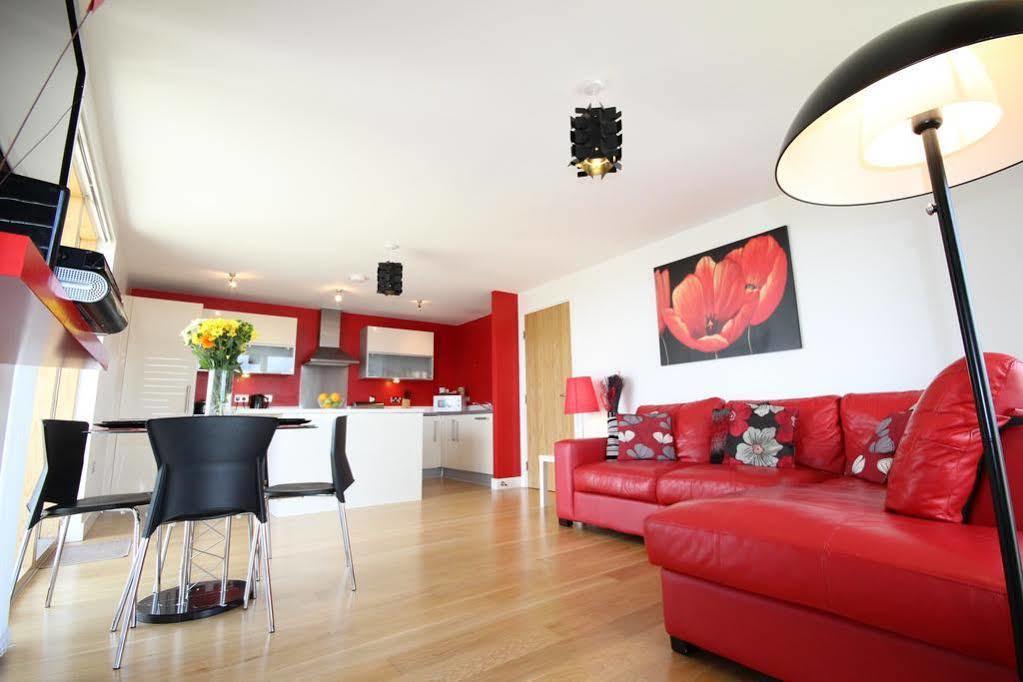 Cotels At Vizion Serviced Apartments, Superfast Broadband, Central Location, Free Parking, Fully Equipped Kitchen Milton Keynes Ngoại thất bức ảnh